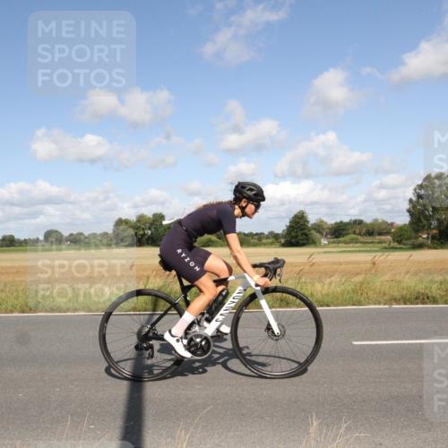 25.08.2024 - Elbe Triathlon Hamburg Fuchs,  Jonas http://msf.ph/oto/6837093 25.08.2024 10:38:24 Radfahren 793, 471, 487, 570 meine-sportfotos.de