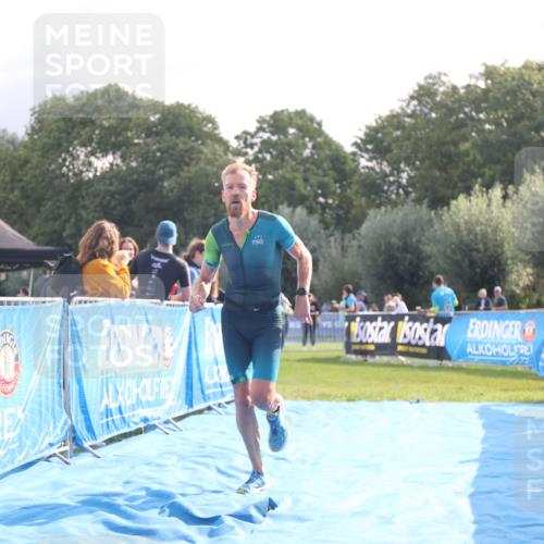 25.08.2024 - Elbe Triathlon Hamburg H.Heesch http://msf.ph/oto/6837095 25.08.2024 10:18:37 Ziel 45 meine-sportfotos.de