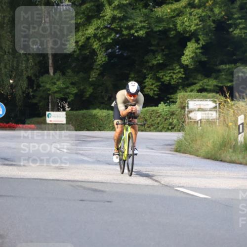 25.08.2024 - Elbe Triathlon Hamburg Fuchs,  Jonas http://msf.ph/oto/6837098 25.08.2024 08:48:21 Radfahren 101 meine-sportfotos.de