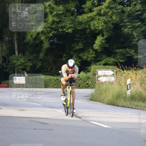 25.08.2024 - Elbe Triathlon Hamburg Fuchs,  Jonas http://msf.ph/oto/6837105 25.08.2024 08:48:21 Radfahren 101 meine-sportfotos.de