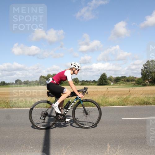 25.08.2024 - Elbe Triathlon Hamburg Fuchs,  Jonas http://msf.ph/oto/6837110 25.08.2024 10:38:33 Radfahren 570, 750, 635, 538, 637, 1429, 517 meine-sportfotos.de