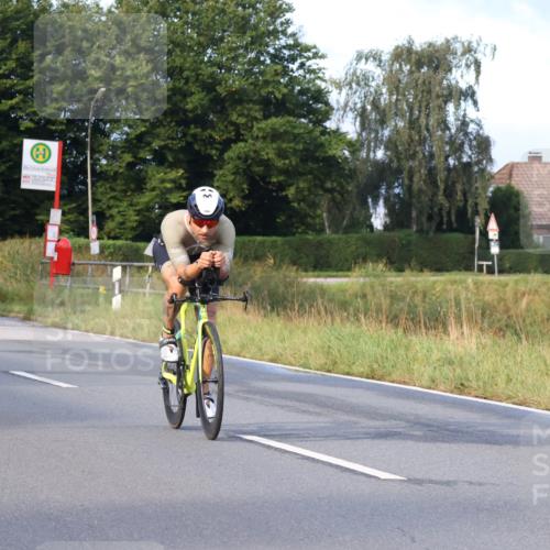 25.08.2024 - Elbe Triathlon Hamburg Fuchs,  Jonas http://msf.ph/oto/6837145 25.08.2024 08:48:23 Radfahren 101 meine-sportfotos.de