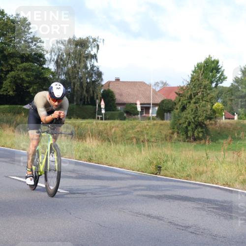 25.08.2024 - Elbe Triathlon Hamburg Fuchs,  Jonas http://msf.ph/oto/6837151 25.08.2024 08:48:24 Radfahren 101 meine-sportfotos.de