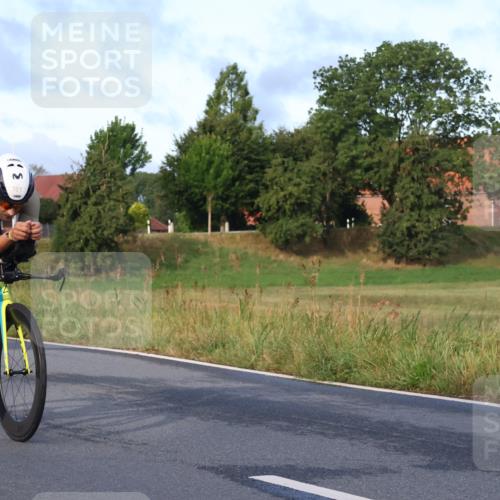 25.08.2024 - Elbe Triathlon Hamburg Fuchs,  Jonas http://msf.ph/oto/6837157 25.08.2024 08:48:24 Radfahren 101 meine-sportfotos.de