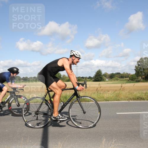 25.08.2024 - Elbe Triathlon Hamburg Fuchs,  Jonas http://msf.ph/oto/6837193 25.08.2024 10:39:01 Radfahren 571, 460, 601, 1435, 798, 795, 450, 633, 674 meine-sportfotos.de