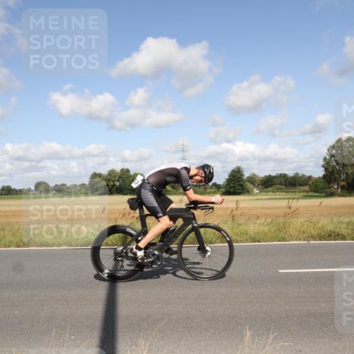 25.08.2024 - Elbe Triathlon Hamburg Fuchs,  Jonas http://msf.ph/oto/6837240 25.08.2024 10:39:26 Radfahren 495, 509, 1433, 784, 1428, 476, 657 meine-sportfotos.de