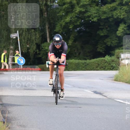 25.08.2024 - Elbe Triathlon Hamburg Fuchs,  Jonas http://msf.ph/oto/6837242 25.08.2024 08:49:12 Radfahren 107 meine-sportfotos.de