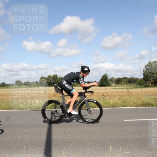25.08.2024 - Elbe Triathlon Hamburg Fuchs,  Jonas http://msf.ph/oto/6837244 25.08.2024 10:39:28 Radfahren 509, 1433, 784, 1428, 476, 657 meine-sportfotos.de