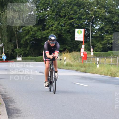 25.08.2024 - Elbe Triathlon Hamburg Fuchs,  Jonas http://msf.ph/oto/6837256 25.08.2024 08:49:13 Radfahren 107 meine-sportfotos.de
