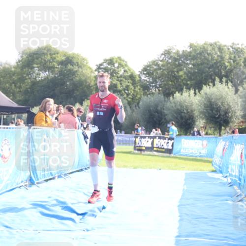 25.08.2024 - Elbe Triathlon Hamburg H.Heesch http://msf.ph/oto/6837281 25.08.2024 10:20:38 Ziel 87 meine-sportfotos.de