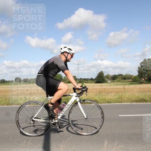 25.08.2024 - Elbe Triathlon Hamburg Fuchs,  Jonas http://msf.ph/oto/6837290 25.08.2024 10:39:48 Radfahren 799, 770, 776, 596, 1456, 690 meine-sportfotos.de