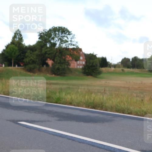25.08.2024 - Elbe Triathlon Hamburg Fuchs,  Jonas http://msf.ph/oto/6837301 25.08.2024 08:49:14 Radfahren 107, 53 meine-sportfotos.de