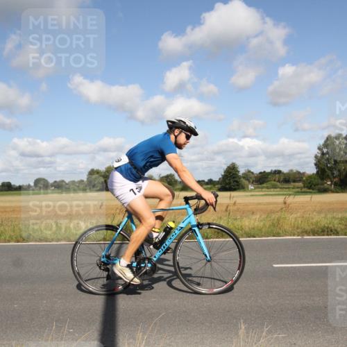 25.08.2024 - Elbe Triathlon Hamburg Fuchs,  Jonas http://msf.ph/oto/6837319 25.08.2024 10:40:11 Radfahren 661, 559, 653 meine-sportfotos.de