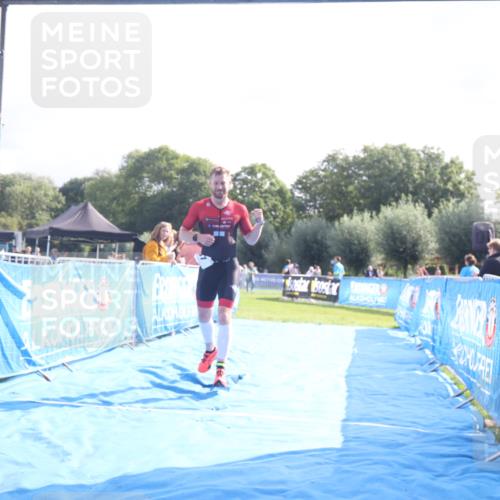 25.08.2024 - Elbe Triathlon Hamburg H.Heesch http://msf.ph/oto/6837320 25.08.2024 10:20:38 Ziel 87 meine-sportfotos.de