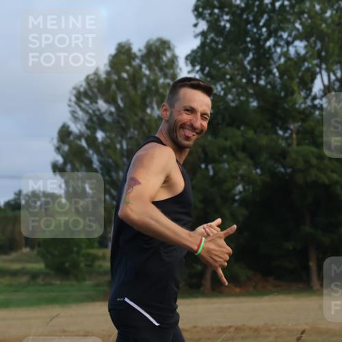 25.08.2024 - Elbe Triathlon Hamburg Fuchs,  Jonas http://msf.ph/oto/6837356 25.08.2024 08:49:45 Radfahren  meine-sportfotos.de