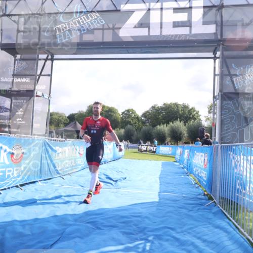 25.08.2024 - Elbe Triathlon Hamburg H.Heesch http://msf.ph/oto/6837365 25.08.2024 10:20:39 Ziel 87 meine-sportfotos.de