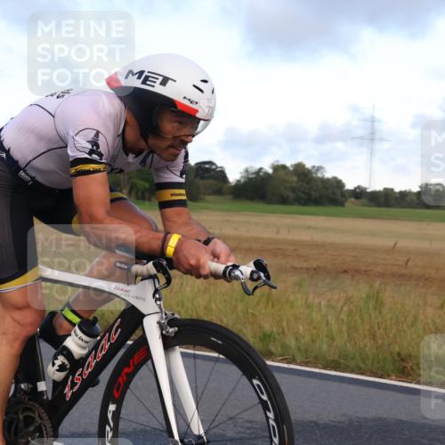 25.08.2024 - Elbe Triathlon Hamburg Fuchs,  Jonas http://msf.ph/oto/6837422 25.08.2024 08:50:07 Radfahren 73 meine-sportfotos.de