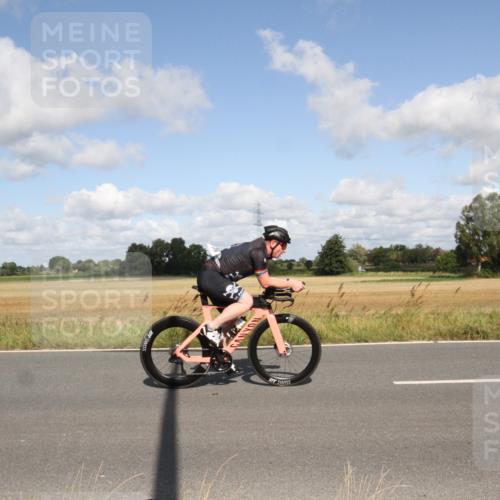 25.08.2024 - Elbe Triathlon Hamburg Fuchs,  Jonas http://msf.ph/oto/6837478 25.08.2024 10:42:24 Radfahren 768, 1458, 1441, 1414, 1403 meine-sportfotos.de