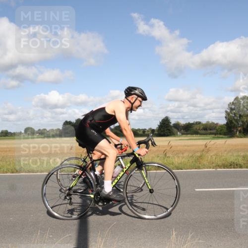 25.08.2024 - Elbe Triathlon Hamburg Fuchs,  Jonas http://msf.ph/oto/6837483 25.08.2024 10:42:27 Radfahren 768, 1458, 1441, 1414, 1403, 1444 meine-sportfotos.de