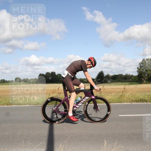 25.08.2024 - Elbe Triathlon Hamburg Fuchs,  Jonas http://msf.ph/oto/6837491 25.08.2024 10:42:31 Radfahren 1441, 1414, 1403, 1444, 1454, 693 meine-sportfotos.de