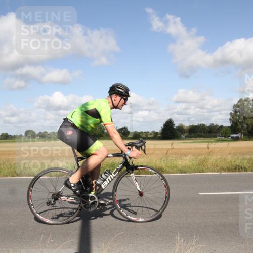 25.08.2024 - Elbe Triathlon Hamburg Fuchs,  Jonas http://msf.ph/oto/6837511 25.08.2024 10:42:39 Radfahren 1454, 693, 765, 1430 meine-sportfotos.de