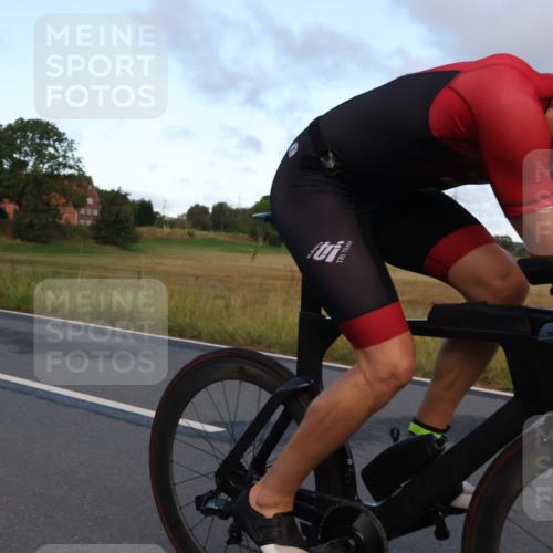 25.08.2024 - Elbe Triathlon Hamburg Fuchs,  Jonas http://msf.ph/oto/6837512 25.08.2024 08:50:37 Radfahren 82, 78 meine-sportfotos.de
