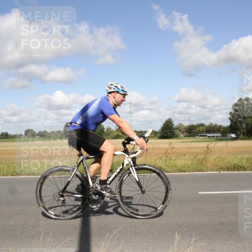 25.08.2024 - Elbe Triathlon Hamburg Fuchs,  Jonas http://msf.ph/oto/6837527 25.08.2024 10:42:46 Radfahren 765, 1430, 533, 1410 meine-sportfotos.de