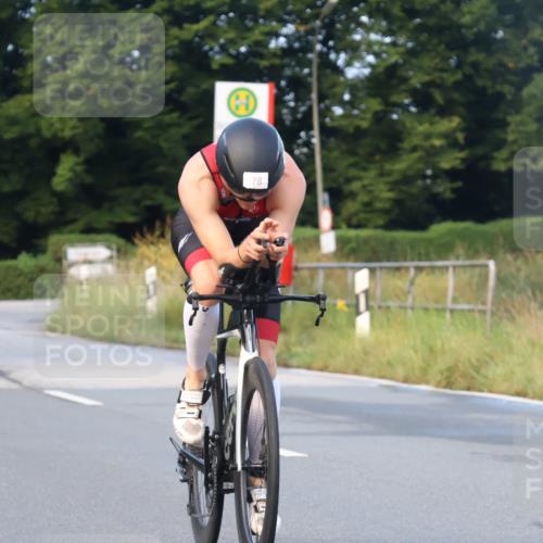 25.08.2024 - Elbe Triathlon Hamburg Fuchs,  Jonas http://msf.ph/oto/6837539 25.08.2024 08:50:43 Radfahren 78 meine-sportfotos.de