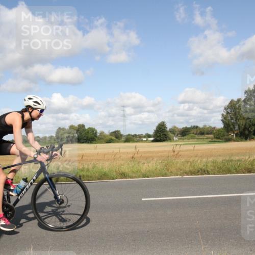 25.08.2024 - Elbe Triathlon Hamburg Fuchs,  Jonas http://msf.ph/oto/6837540 25.08.2024 10:43:11 Radfahren 1426, 514, 779 meine-sportfotos.de