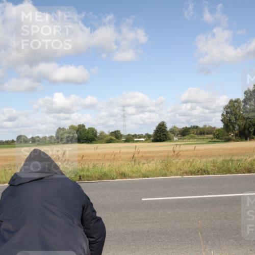 25.08.2024 - Elbe Triathlon Hamburg Fuchs,  Jonas http://msf.ph/oto/6837565 25.08.2024 10:43:18 Radfahren 779 meine-sportfotos.de