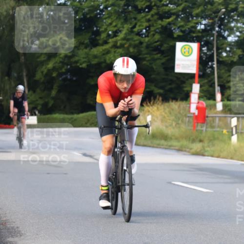 25.08.2024 - Elbe Triathlon Hamburg Fuchs,  Jonas http://msf.ph/oto/6837596 25.08.2024 08:50:52 Radfahren 68, 62 meine-sportfotos.de