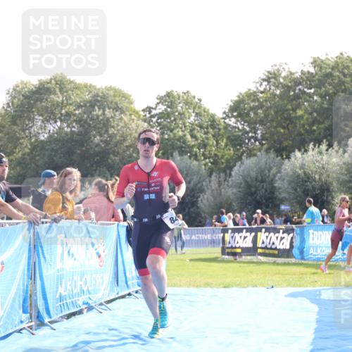 25.08.2024 - Elbe Triathlon Hamburg H.Heesch http://msf.ph/oto/6837599 25.08.2024 10:22:07 Ziel 84 meine-sportfotos.de