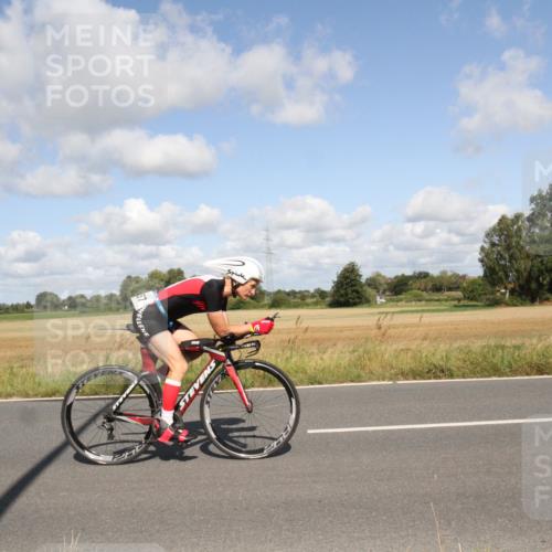 25.08.2024 - Elbe Triathlon Hamburg Fuchs,  Jonas http://msf.ph/oto/6837601 25.08.2024 10:43:33 Radfahren 785, 775, 1415, 721, 1455, 457, 1464 meine-sportfotos.de
