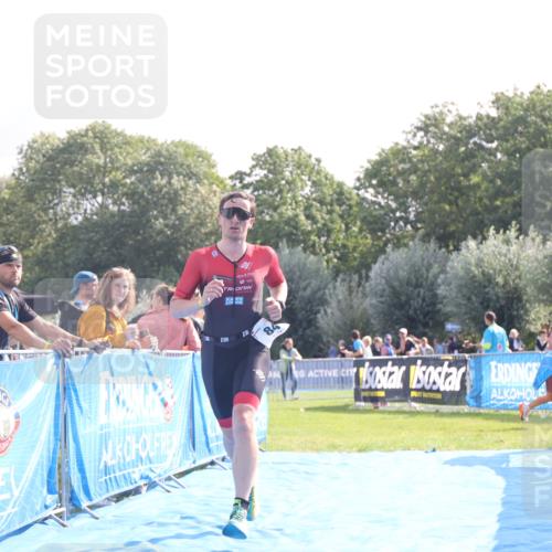 25.08.2024 - Elbe Triathlon Hamburg H.Heesch http://msf.ph/oto/6837609 25.08.2024 10:22:07 Ziel 84 meine-sportfotos.de