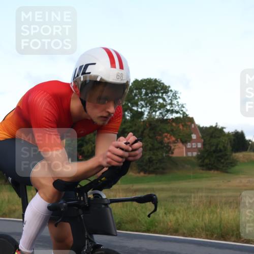 25.08.2024 - Elbe Triathlon Hamburg Fuchs,  Jonas http://msf.ph/oto/6837621 25.08.2024 08:50:53 Radfahren 68, 62 meine-sportfotos.de