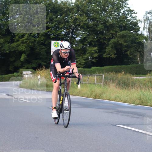 25.08.2024 - Elbe Triathlon Hamburg Fuchs,  Jonas http://msf.ph/oto/6837644 25.08.2024 08:50:56 Radfahren 68, 62, 164 meine-sportfotos.de