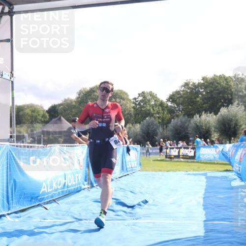 25.08.2024 - Elbe Triathlon Hamburg H.Heesch http://msf.ph/oto/6837646 25.08.2024 10:22:08 Ziel 84 meine-sportfotos.de