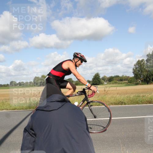 25.08.2024 - Elbe Triathlon Hamburg Fuchs,  Jonas http://msf.ph/oto/6837670 25.08.2024 10:45:18 Radfahren 681, 1402 meine-sportfotos.de