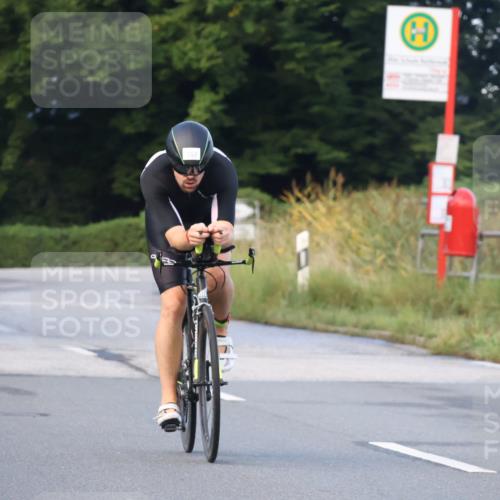 25.08.2024 - Elbe Triathlon Hamburg Fuchs,  Jonas http://msf.ph/oto/6837692 25.08.2024 08:51:01 Radfahren 62, 164 meine-sportfotos.de