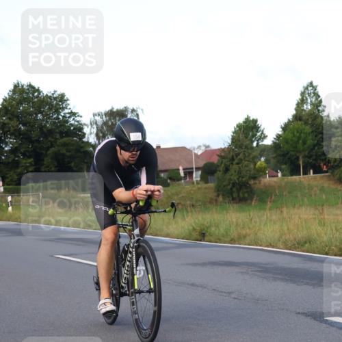 25.08.2024 - Elbe Triathlon Hamburg Fuchs,  Jonas http://msf.ph/oto/6837733 25.08.2024 08:51:03 Radfahren 164 meine-sportfotos.de