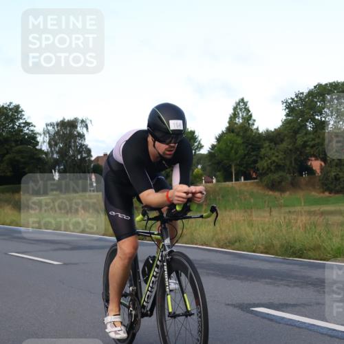25.08.2024 - Elbe Triathlon Hamburg Fuchs,  Jonas http://msf.ph/oto/6837736 25.08.2024 08:51:03 Radfahren 164 meine-sportfotos.de
