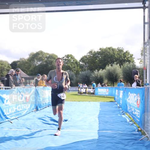25.08.2024 - Elbe Triathlon Hamburg H.Heesch http://msf.ph/oto/6837751 25.08.2024 10:22:24 Ziel 37, 105 meine-sportfotos.de