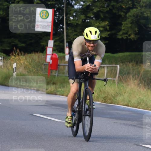 25.08.2024 - Elbe Triathlon Hamburg Fuchs,  Jonas http://msf.ph/oto/6837752 25.08.2024 08:51:21 Radfahren 106 meine-sportfotos.de