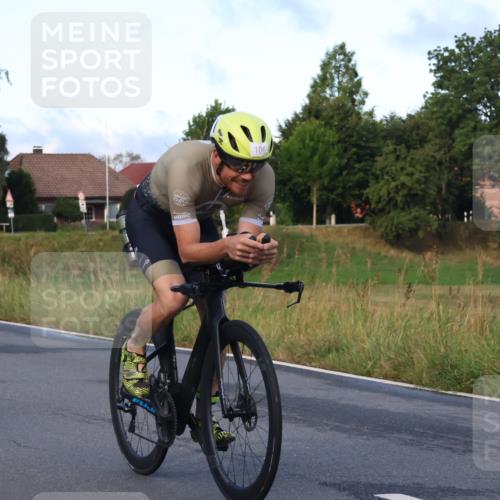 25.08.2024 - Elbe Triathlon Hamburg Fuchs,  Jonas http://msf.ph/oto/6837775 25.08.2024 08:51:22 Radfahren 106 meine-sportfotos.de
