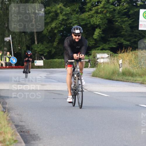 25.08.2024 - Elbe Triathlon Hamburg Fuchs,  Jonas http://msf.ph/oto/6837802 25.08.2024 08:51:38 Radfahren 180, 187 meine-sportfotos.de
