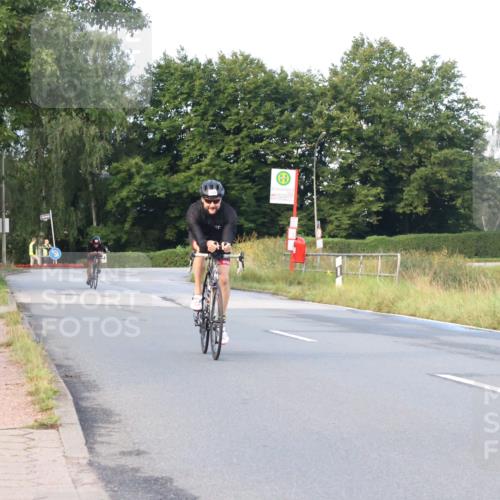 25.08.2024 - Elbe Triathlon Hamburg Fuchs,  Jonas http://msf.ph/oto/6837815 25.08.2024 08:51:39 Radfahren 180, 187 meine-sportfotos.de