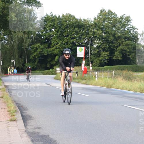 25.08.2024 - Elbe Triathlon Hamburg Fuchs,  Jonas http://msf.ph/oto/6837822 25.08.2024 08:51:39 Radfahren 180, 187 meine-sportfotos.de