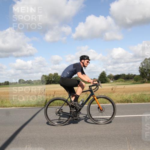 25.08.2024 - Elbe Triathlon Hamburg Fuchs,  Jonas http://msf.ph/oto/6837908 25.08.2024 10:46:55 Radfahren 682, 665, 405, 587, 561 meine-sportfotos.de