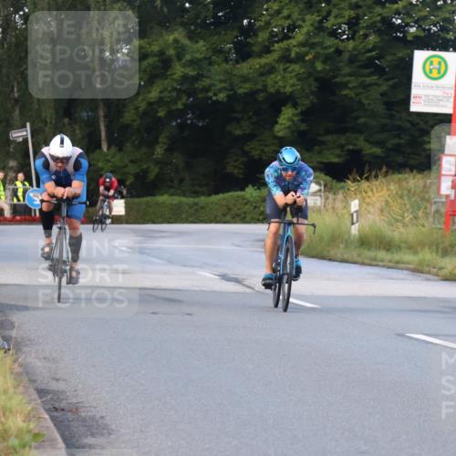25.08.2024 - Elbe Triathlon Hamburg Fuchs,  Jonas http://msf.ph/oto/6837926 25.08.2024 08:52:38 Radfahren 71, 176, 79 meine-sportfotos.de