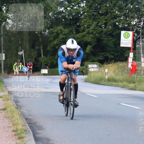 25.08.2024 - Elbe Triathlon Hamburg Fuchs,  Jonas http://msf.ph/oto/6837940 25.08.2024 08:52:39 Radfahren 71, 176, 79 meine-sportfotos.de